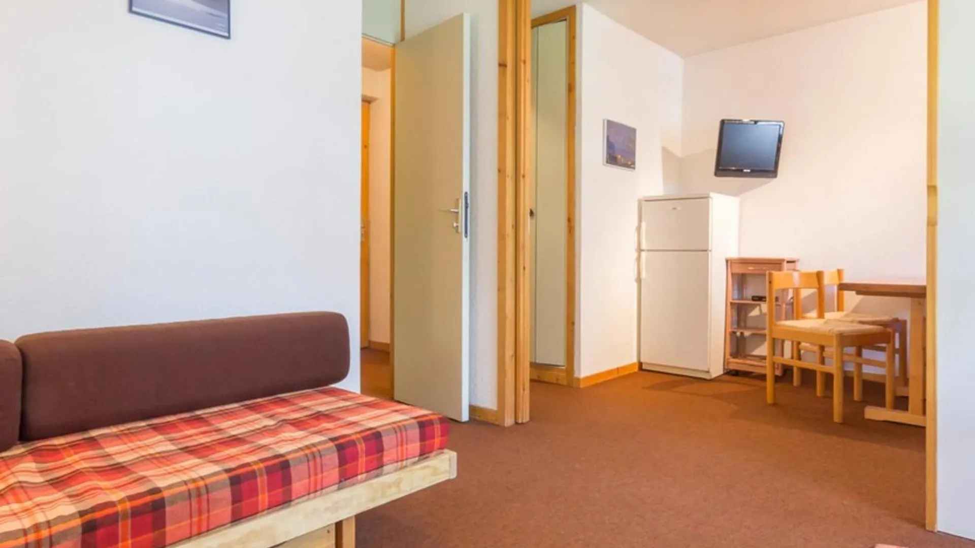 Apartment Studio Fonctionnel Avec Terrasse - Proche Pistes Et Centre Station - Casier A Skis - Animaux Admis - Fr-1-181-2541 La Plagne-Tarentaise